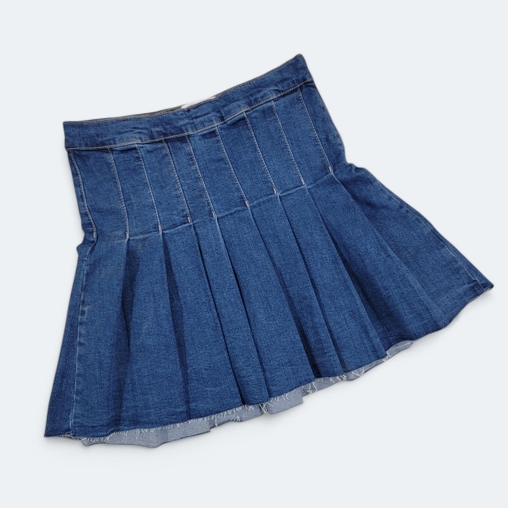 Re Generation by Celebrity Pink Denim Pleated Skirt Size S